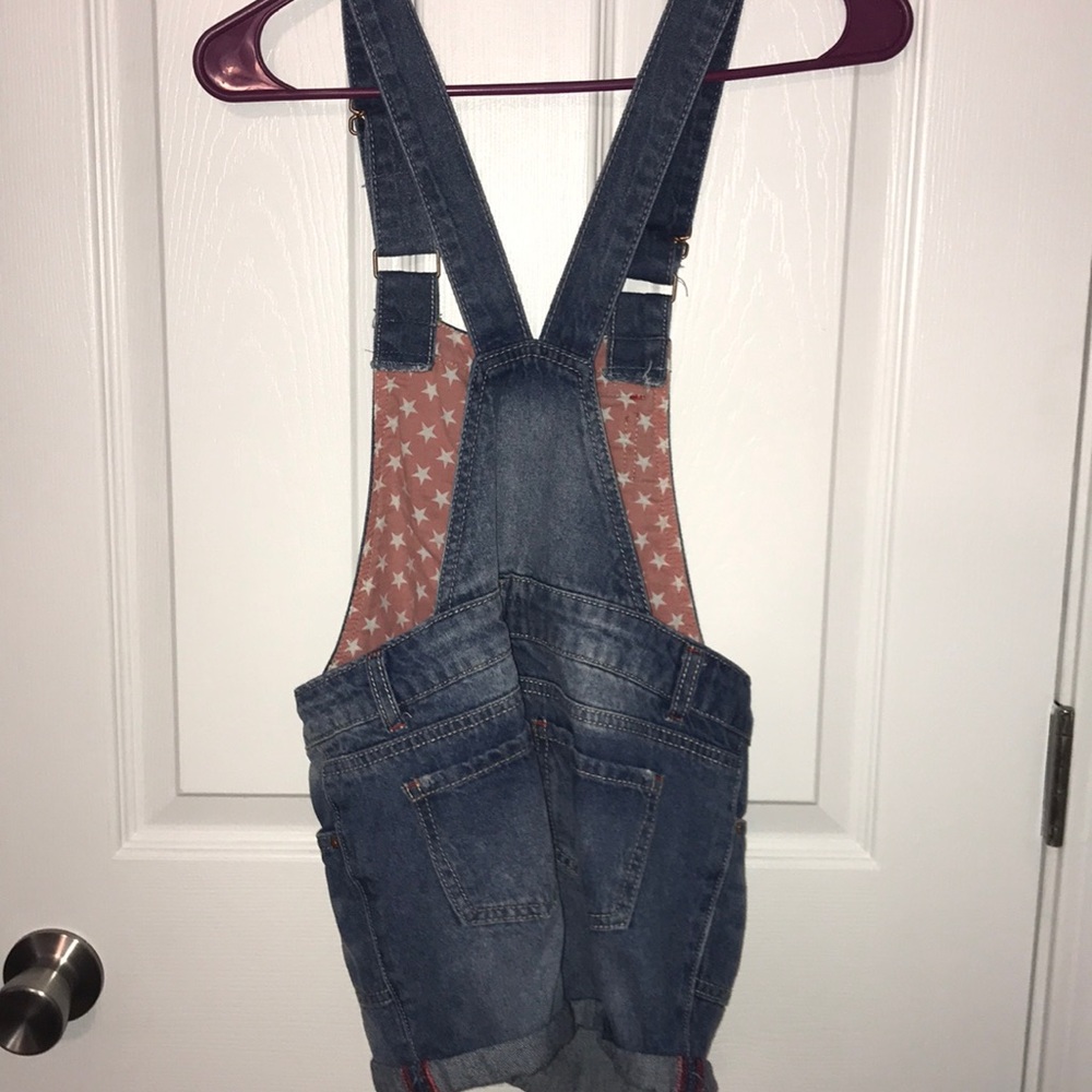 Overall - Picture 2 of 2